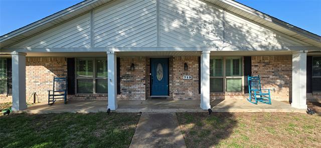 Building Photo - 715 Corinthian Pl