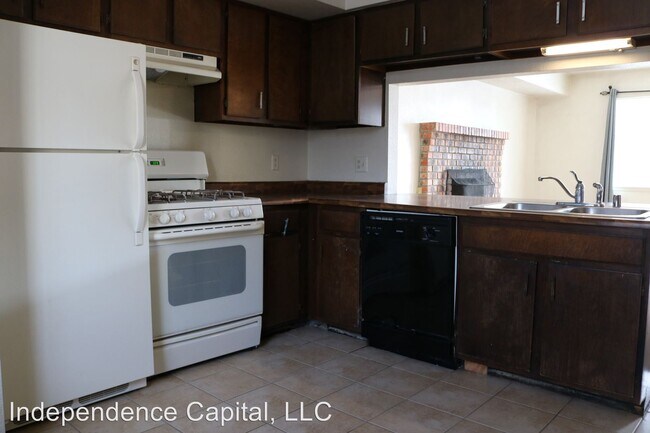 Foto del edificio - 2506 N Lee Ave