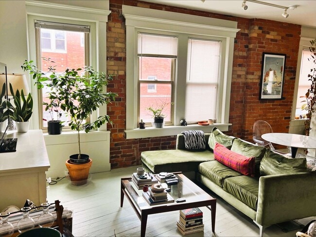 Building Photo - The Day Companies - Short North