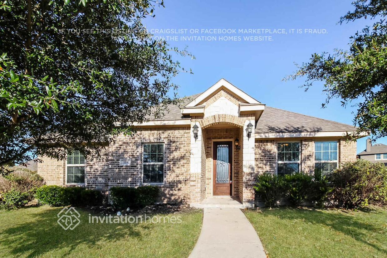 Primary Photo - 105 Thorncreek Cir
