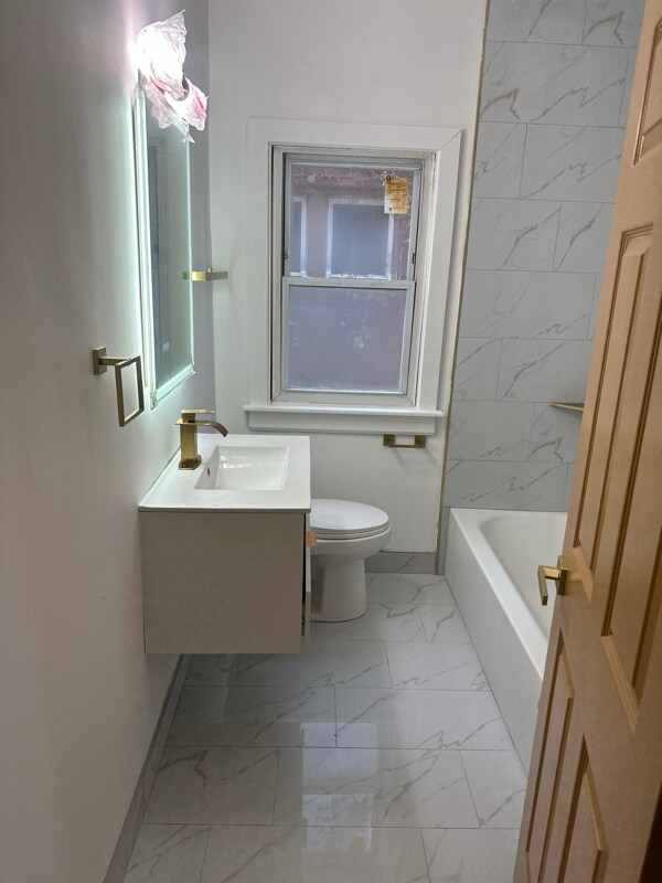 Foto del edificio - 16175 Fairfield St