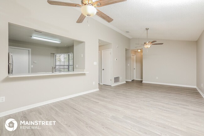 Building Photo - 6410 Powers Pointe Cir