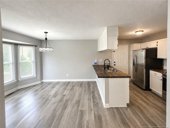 Building Photo - 2543 Paintersmill Dr