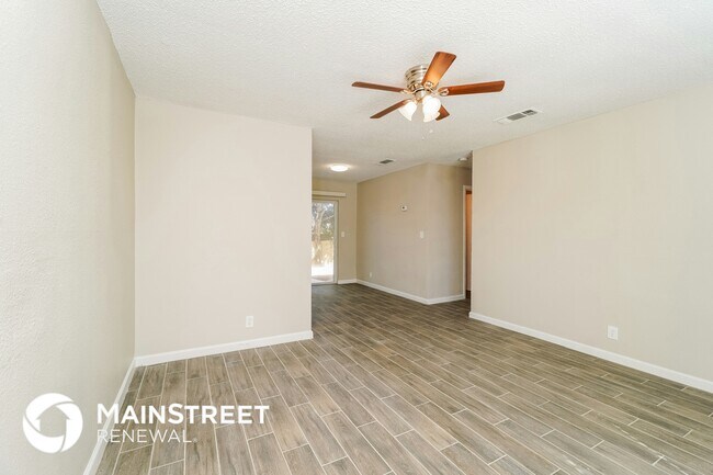 Foto del edificio - 7331 Glen Heights