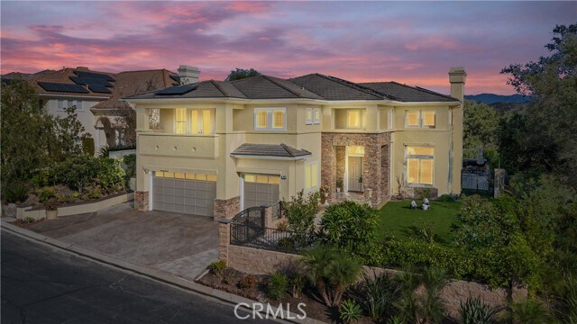 10 Lafayette Ln  