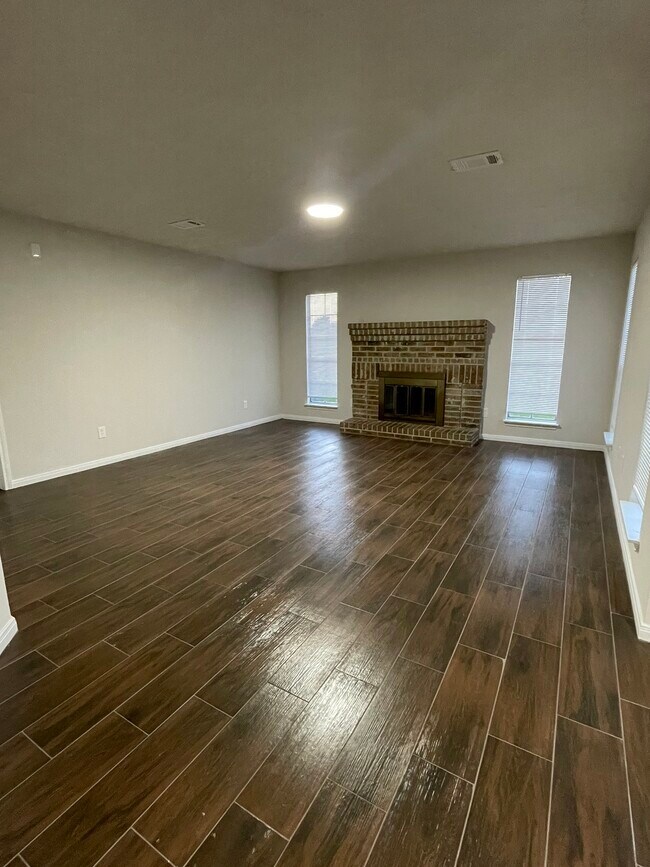 Foto del edificio - 6014 Beau Harp Ct