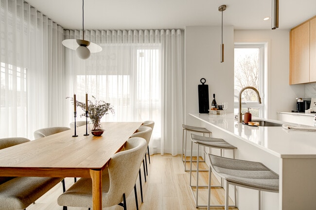 Building Photo - Aera St-Hilaire