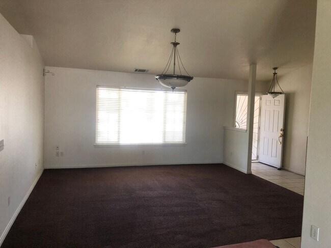 Foto del edificio - 14776 Coalinga Rd