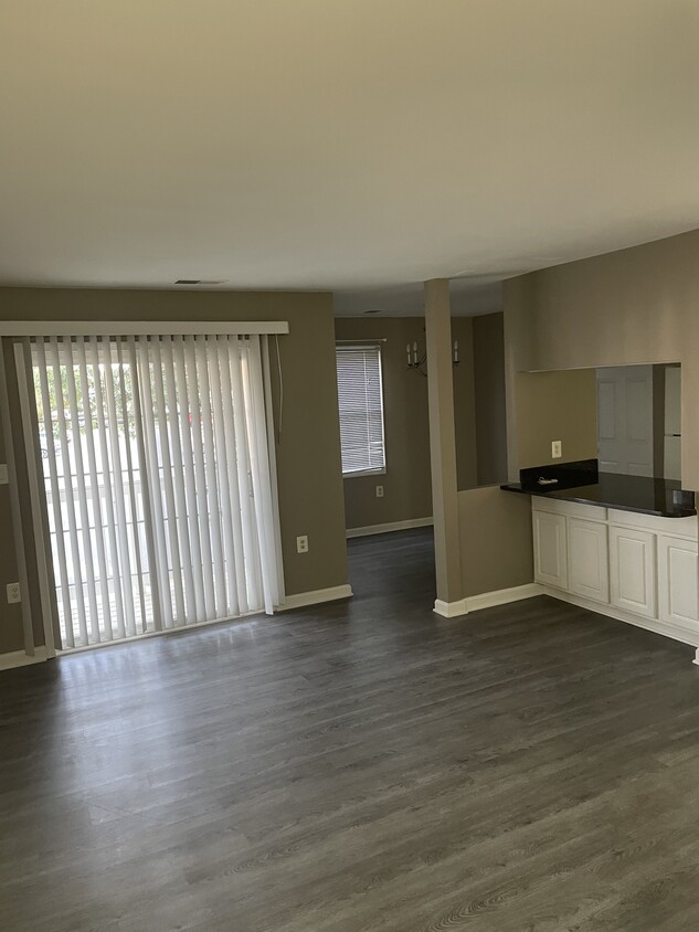 Foto principal - 118 Westwick Ct