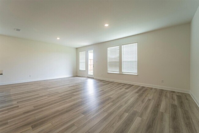 Building Photo - 2508 Wheeler Avenue
