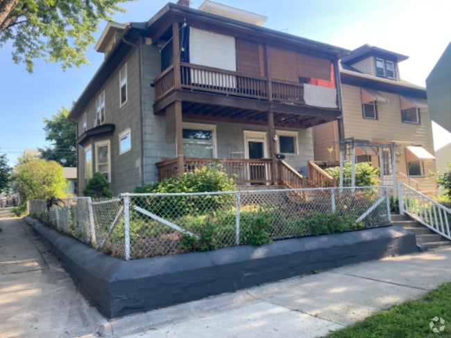 Building Photo - 293 W Robie St