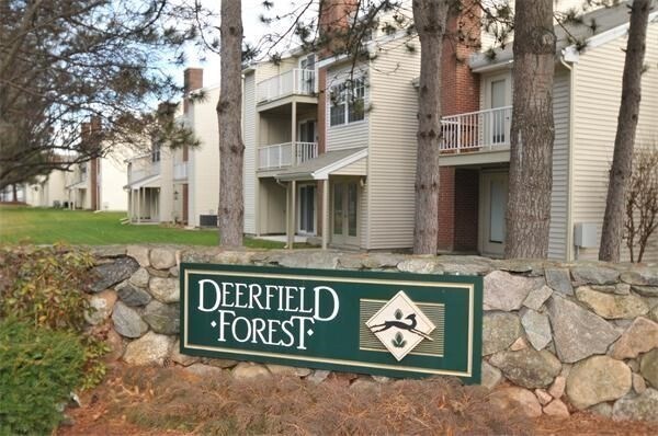 Foto del edificio - 18 Walden Dr