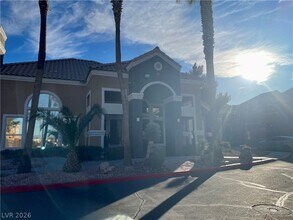 Building Photo - 8101 W Flamingo Rd