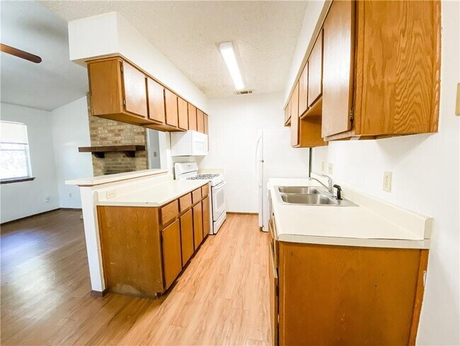 Foto del edificio - "Charming 3-Bed Retreat with Cozy Fireplac...