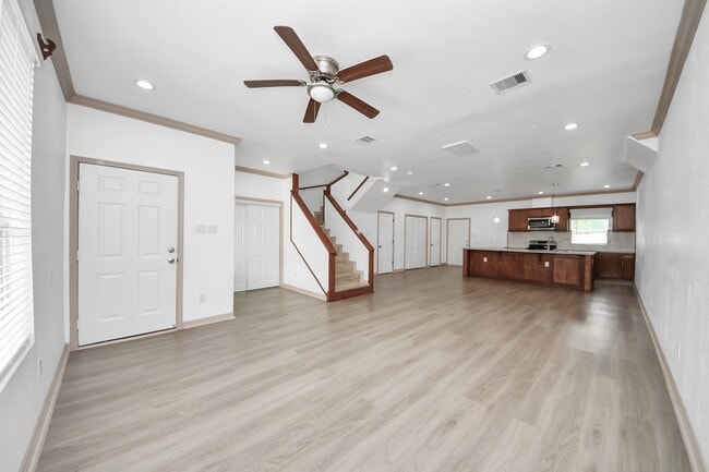 Foto del edificio - 5947 Southseas St