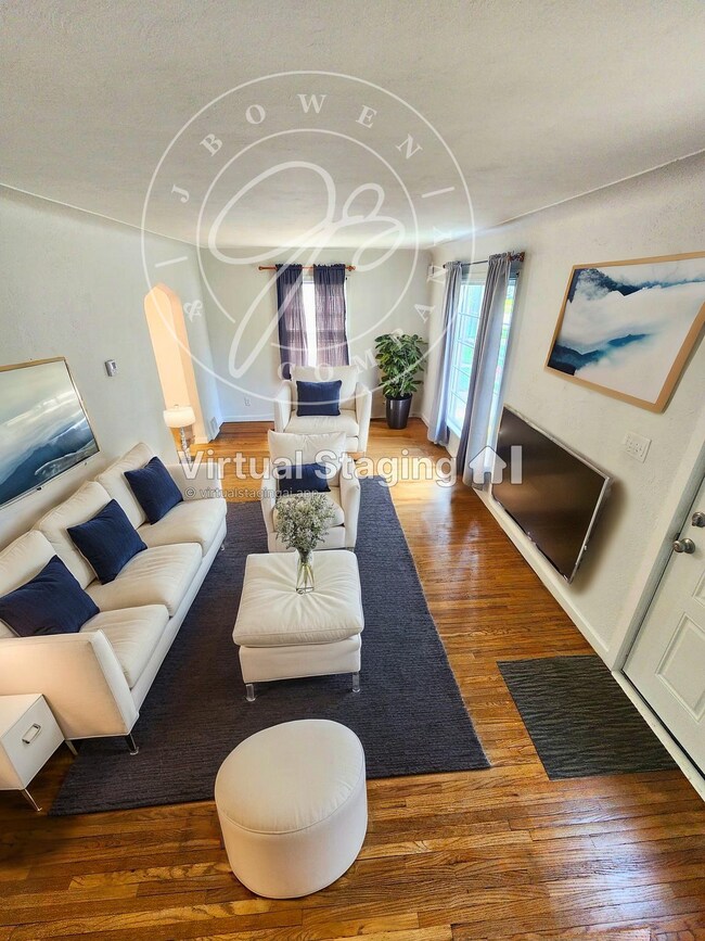 Foto del edificio - Move-In Ready! Spacious 4–5 Bedroom Home w...
