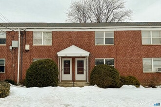 Building Photo - 52 Arnold Way