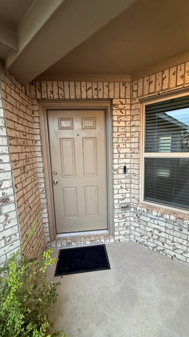 Building Photo - 18926 Panzini Dr