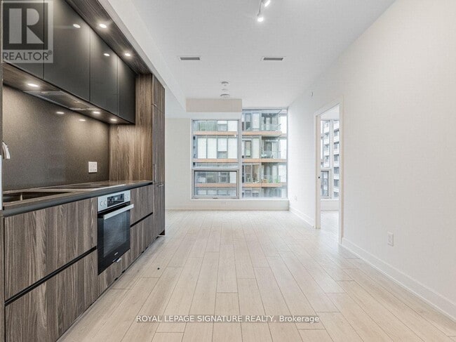 Building Photo - 35 Mercer St