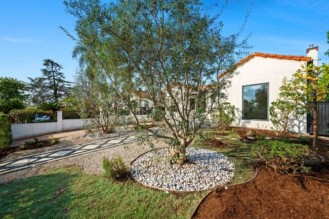 Foto del edificio - 1621 Hi Point St