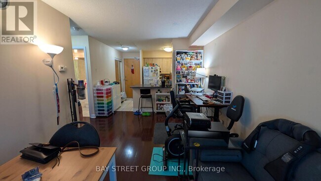 Photo du bâtiment - 1015-4978-4978 Yonge St