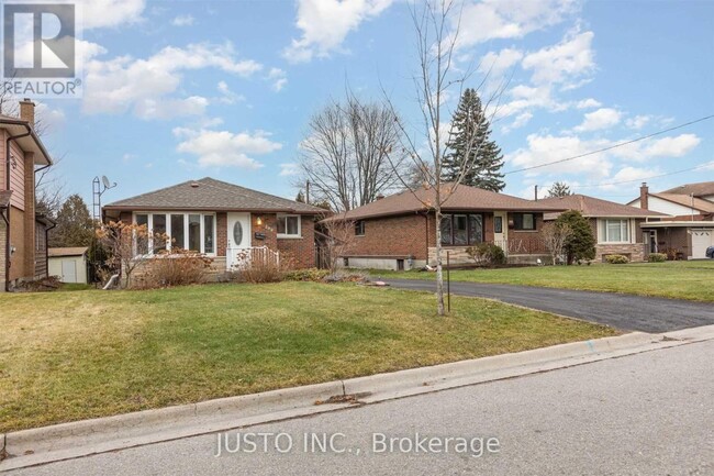 Building Photo - 299 Fairlawn Ct