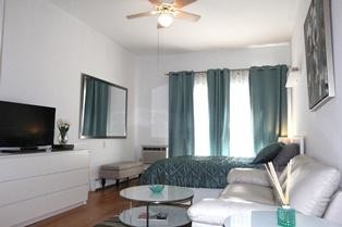 Foto del edificio - 232 E 54th St