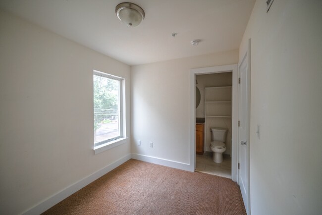Foto del edificio - 441 N 32nd St