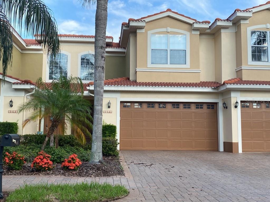 Foto principal - 4015 Courtside Way