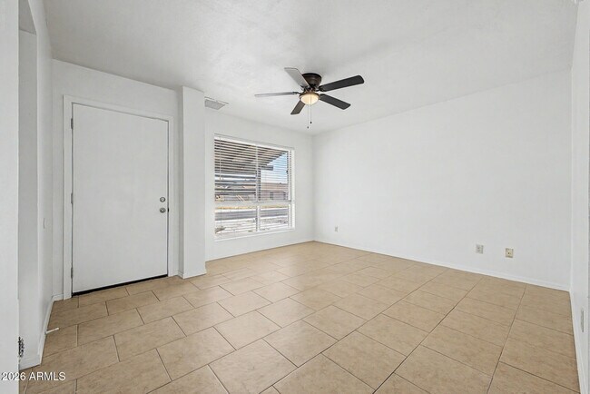 Foto del edificio - 1508 W Rockwood Dr