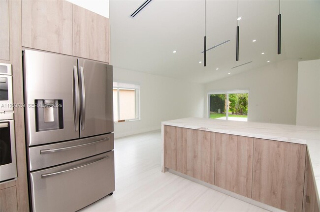 Foto del edificio - 4420 Dogwood Cir