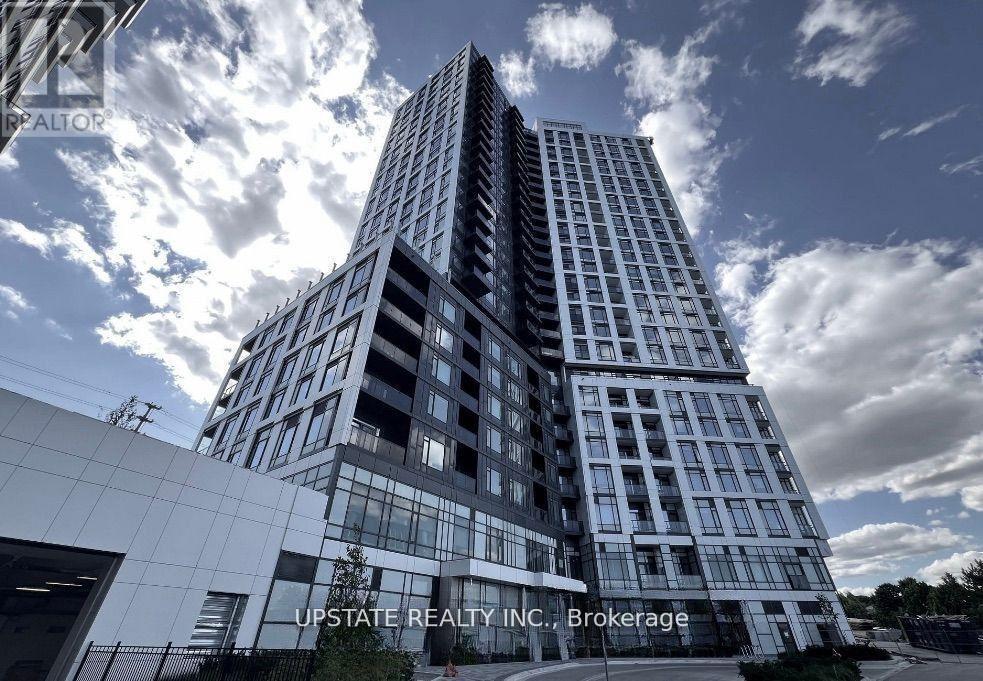 Photo principale - 2495 Eglinton Ave W