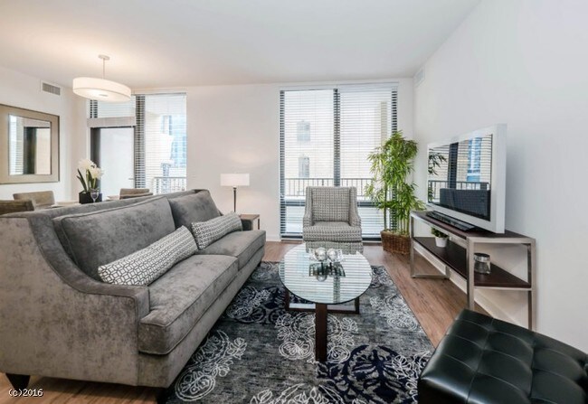 Foto del edificio - 725 N Wells St