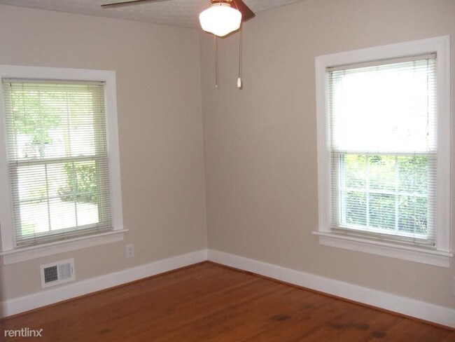 Building Photo - 4221 Nina Dr