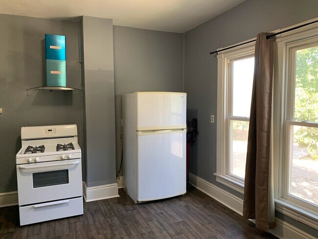 Foto del edificio - 289 Charles Ave