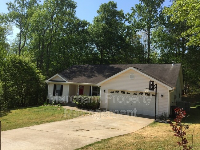 Building Photo - 210 Abigail Ln