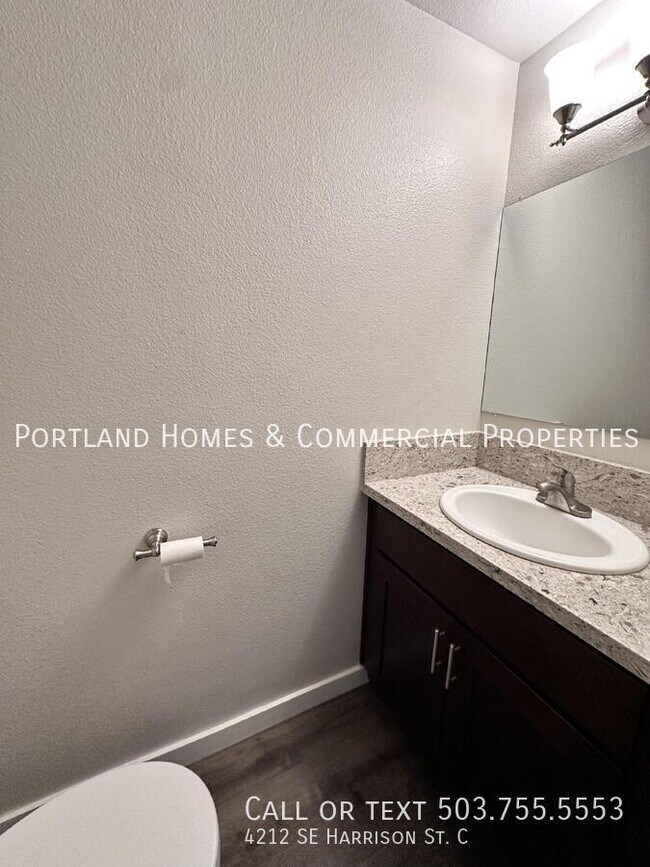 Foto del edificio - 4212 SE Harrison St