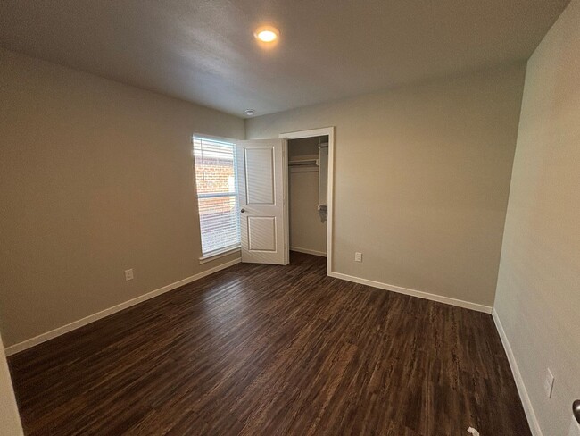 Building Photo - Get Rental In Upland West Available Now