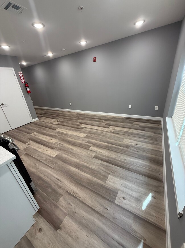 Foto del edificio - 159-161 12th Ave
