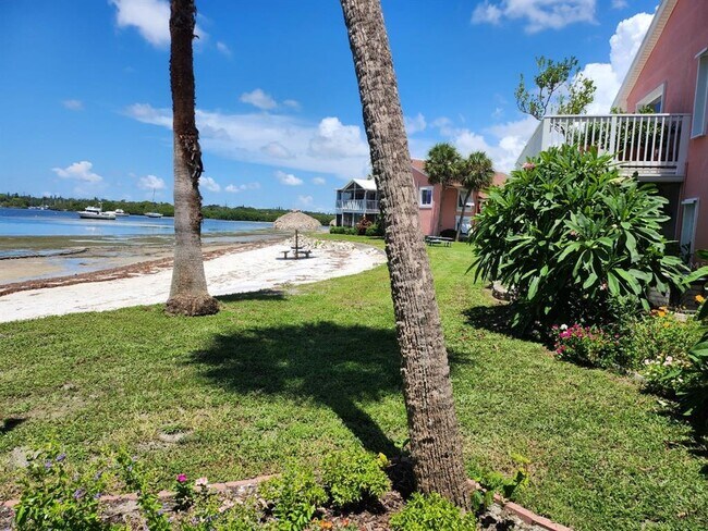 Foto del edificio - 4225 38th Ave S