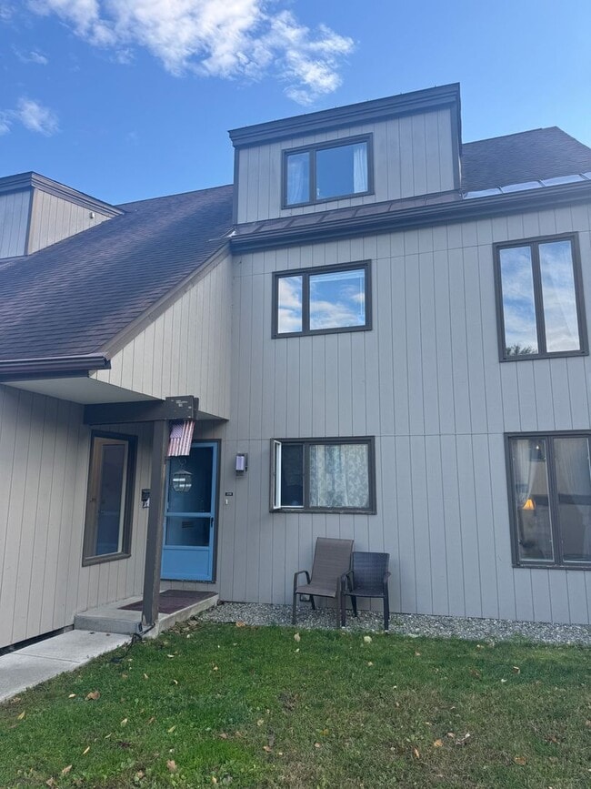 Building Photo - 209 Brook Hollow