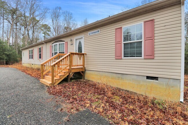 Foto del edificio - Country Living in New Kent County!
