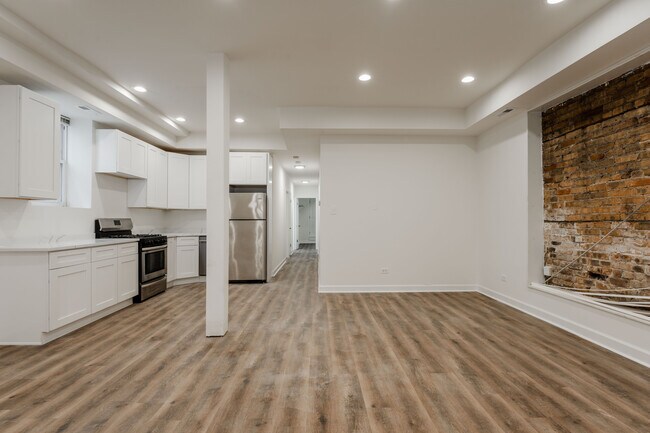 Foto del edificio - 2112 N Campbell Ave