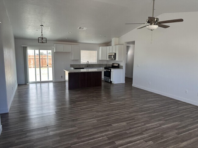 Building Photo - 10741 Jeremy Dr