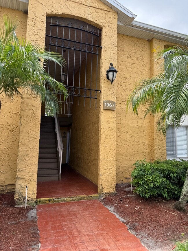 Building Photo - 1967 Toucan Way