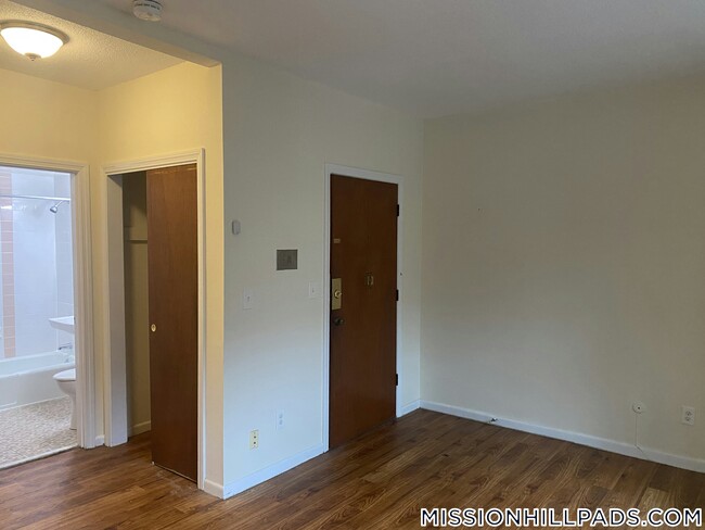 Building Photo - 54 S Huntington Ave