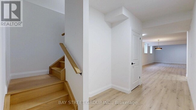 Building Photo - 242 Mt Pleasant St