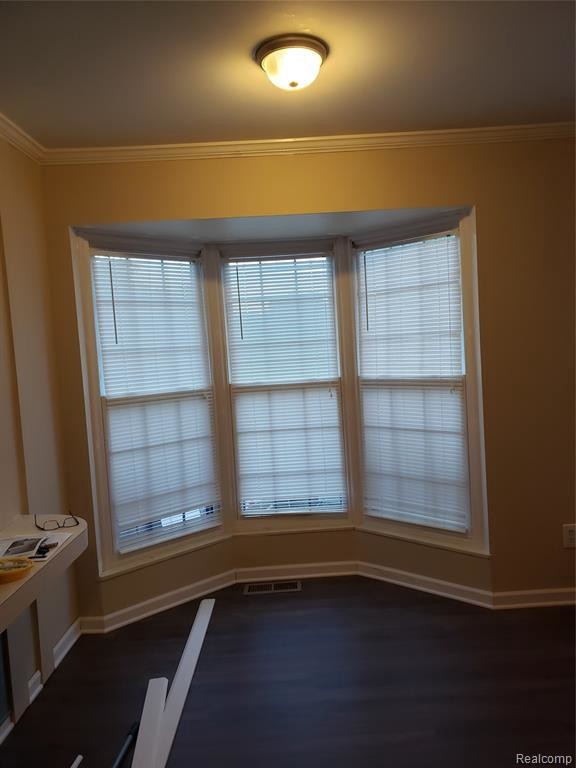 Building Photo - 40050 Crosswinds Rd