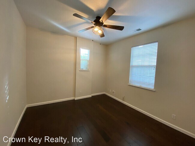 Foto del edificio - 3 br, 3 bath House - 2697 Daisy Lane