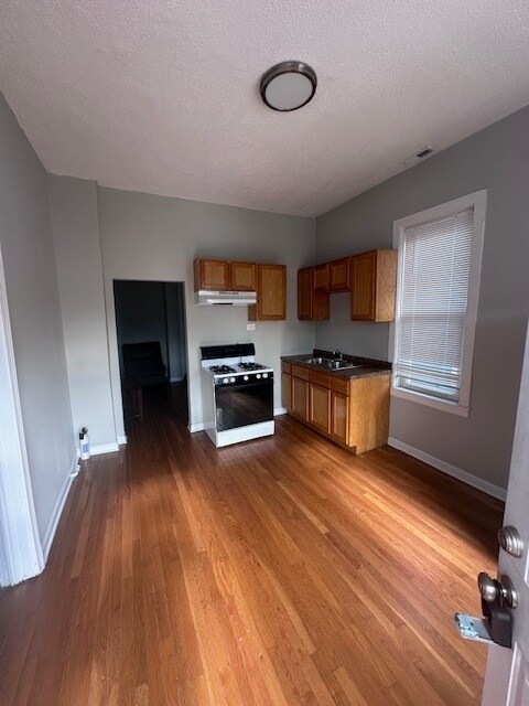 Foto del edificio - 3746 S Wallace St
